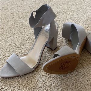 Vince camuto heels never worn! Size 7.5